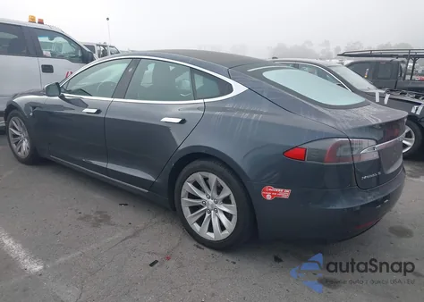 2017 Tesla Model S 60/75 из США, поврежденный, VIN 5YJSA1E11HF205255